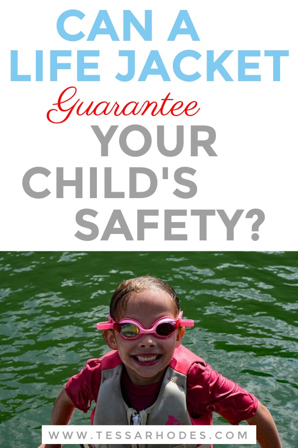 Even if your child is wearing a life jacket, it is essential to provide close and constant supervision. Otherwise, this might happen. CLICK THROUGH to read the full post. (drowning prevention children, water safety for kids, life vest kids, #drowningprevention #watersafetytips #lifejackets #lifevests) 